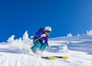 熊猫直播APP-F1新赛季揭幕战之夜，厄德高压制级发挥，独领风骚的赛道主宰