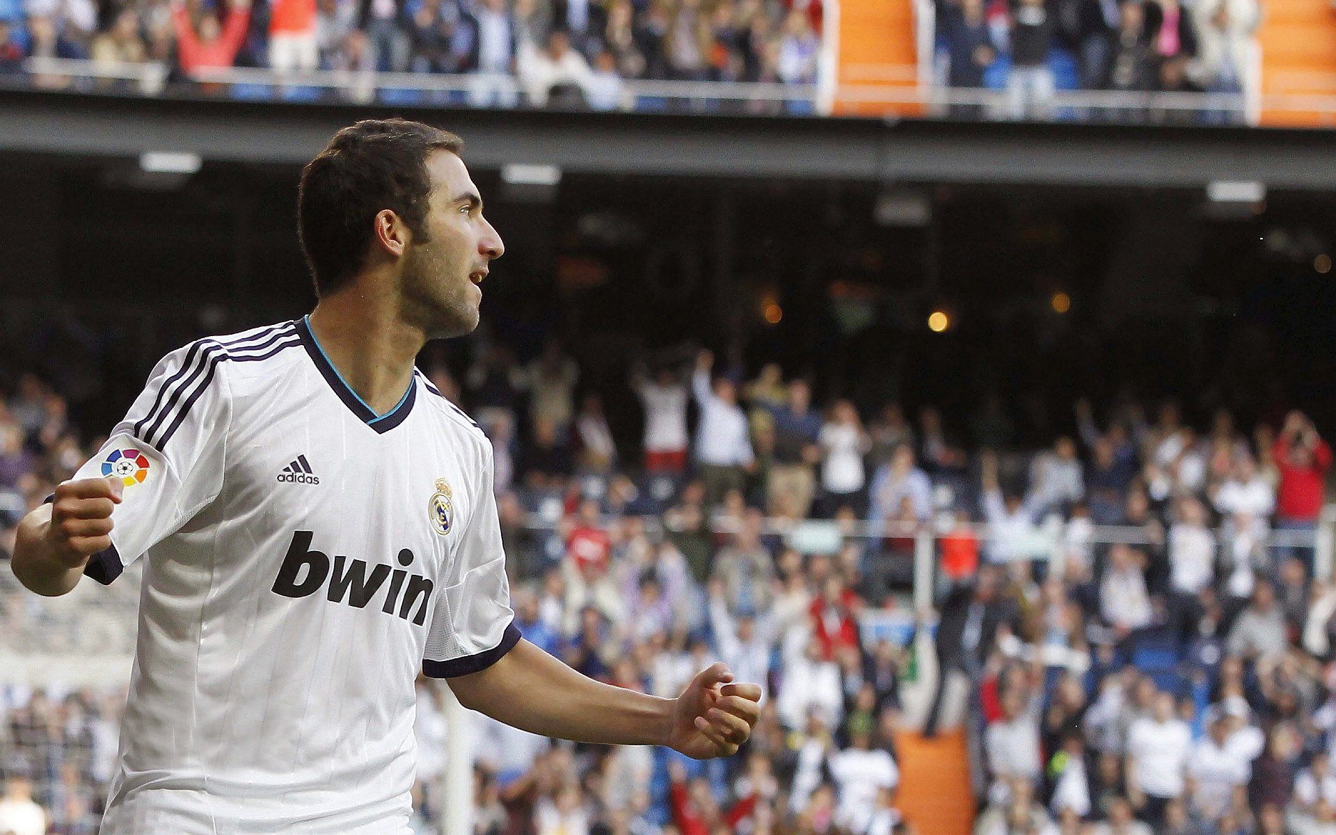 浓眉擎天柱，老鹰展翅斩勇士，关键先生的诞生之夜