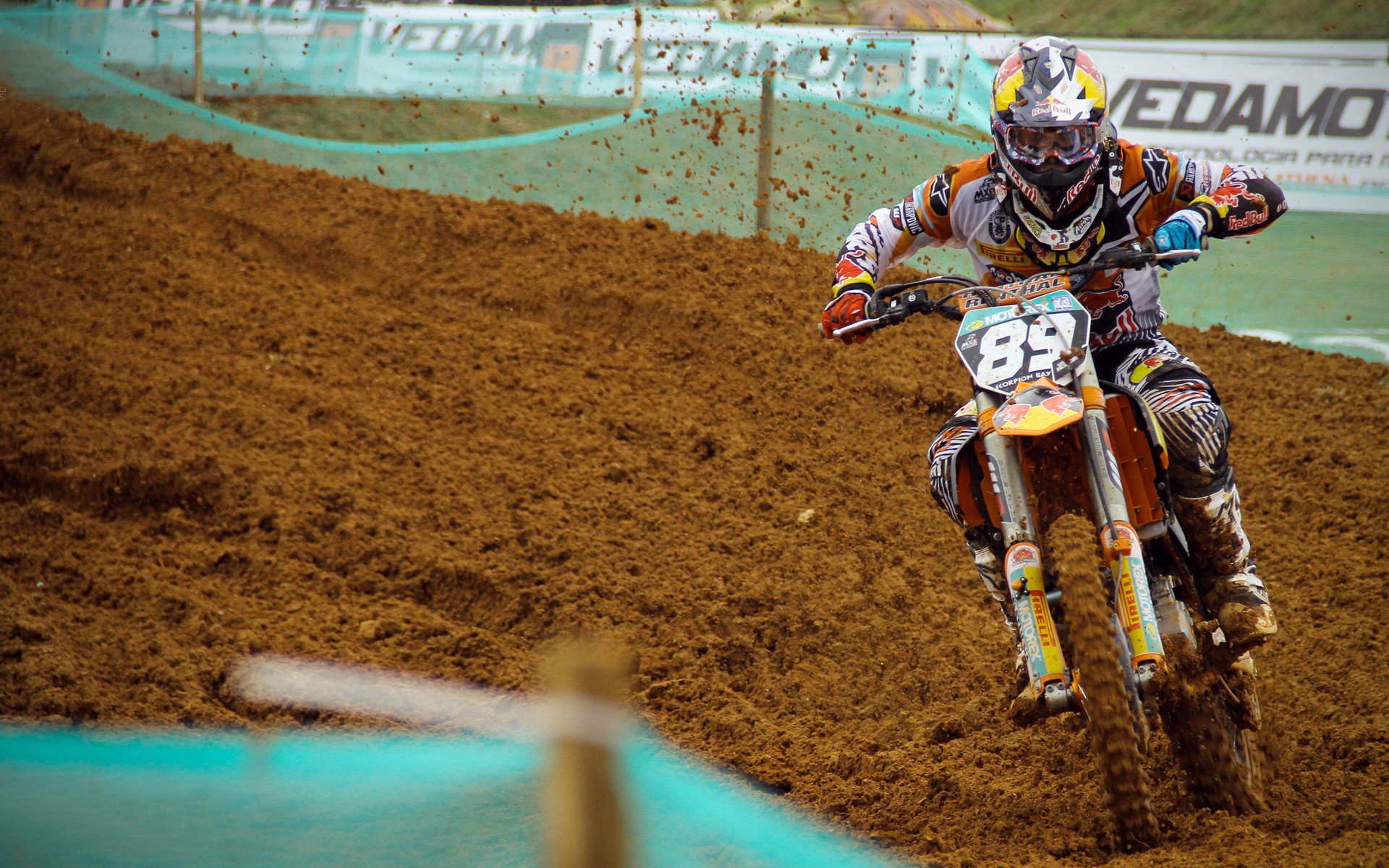 里昂节奏掌控美国，巴斯托尼西决生死战接管比赛