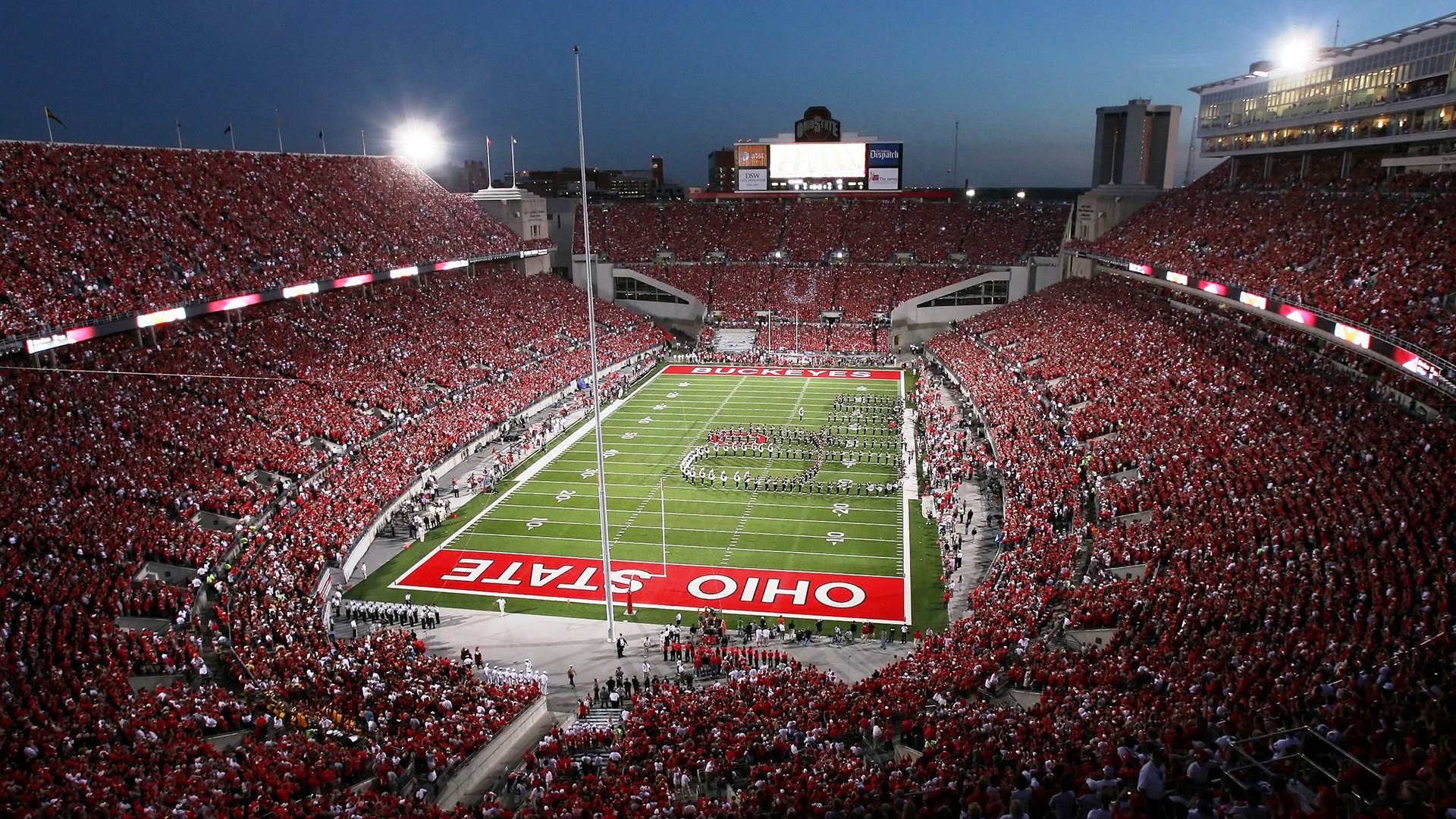 浓眉狂澜，季后赛抢七之夜的不可阻挡之力